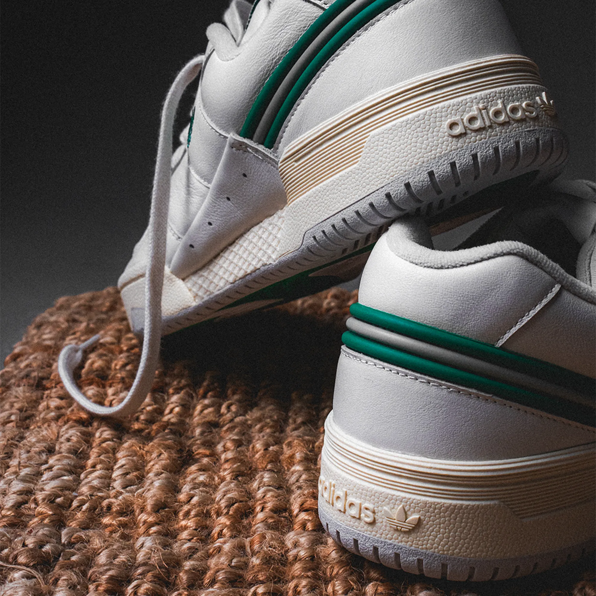 adidas - Continental 87 (core white / court green / cream white)