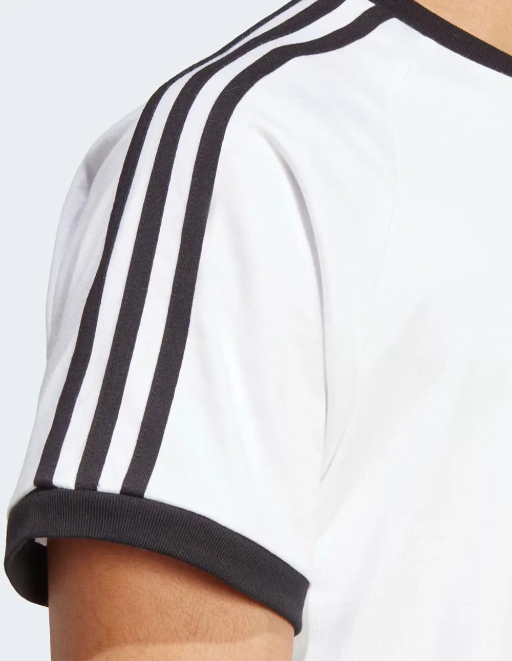 Camiseta adidas Classics 3 Bandas Blanca Hombre