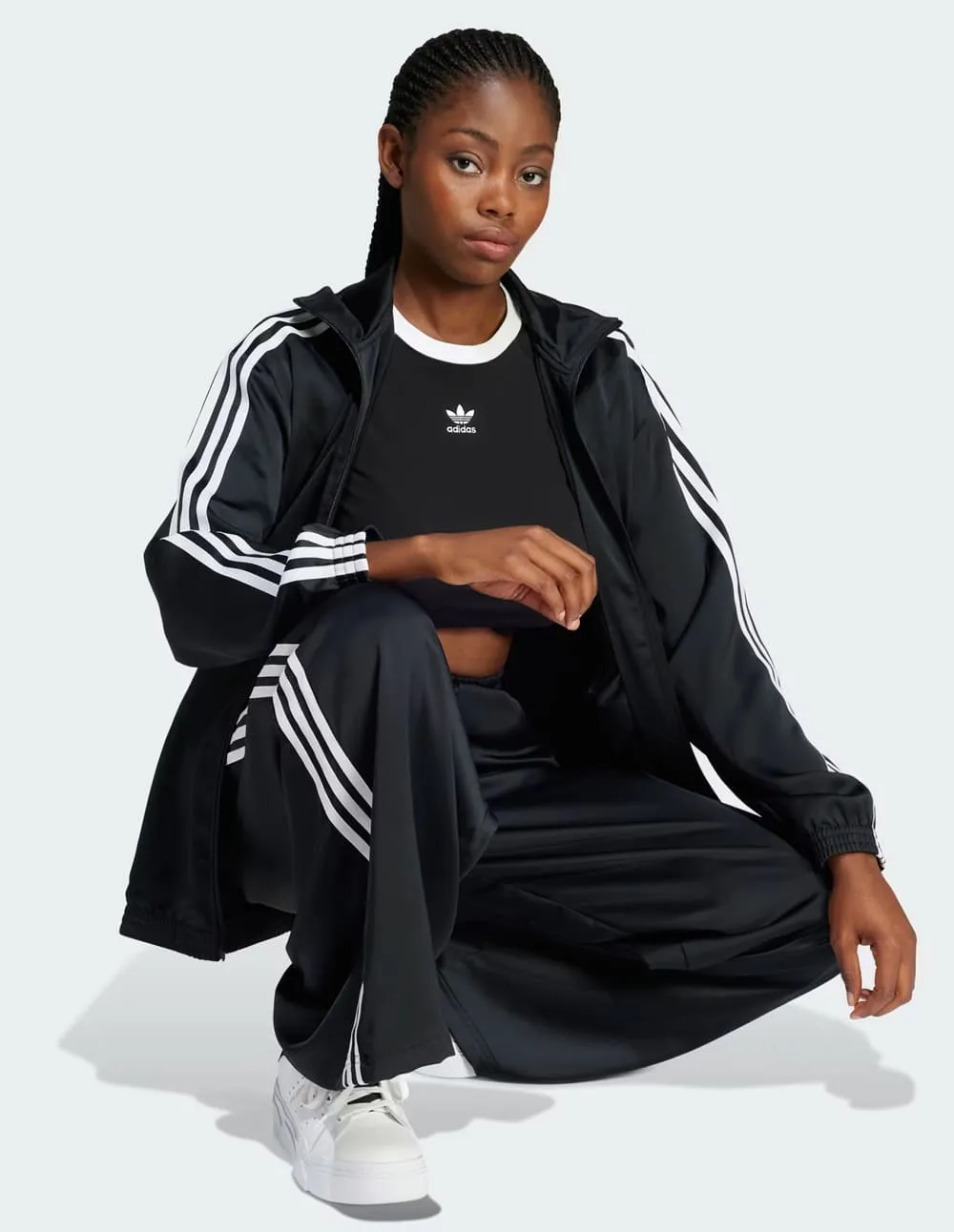 Chaqueta adidas Loose Satin Negra Mujer