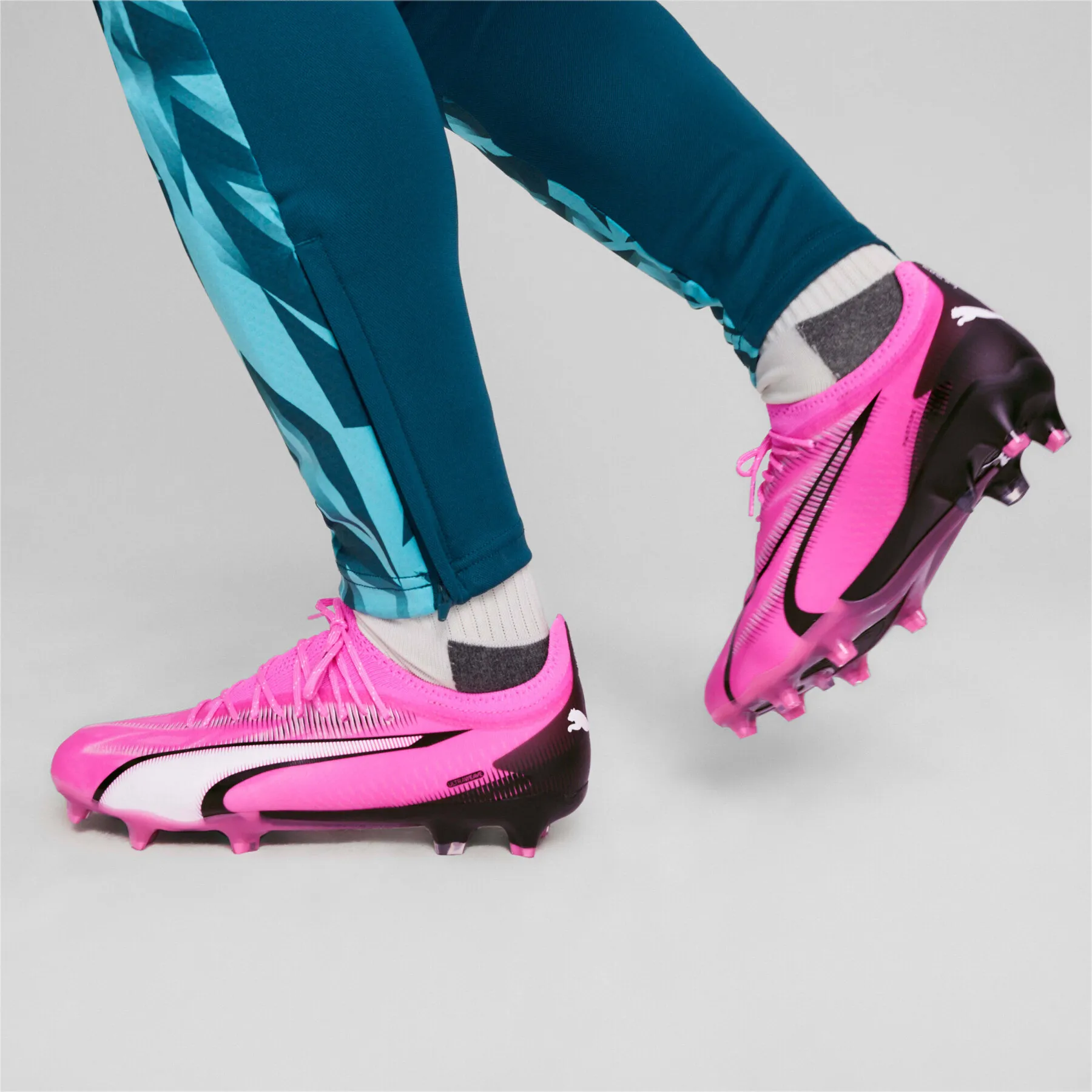 Chaussures de football Puma Ultra Ultimate FG/AG