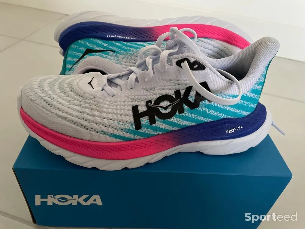 Chaussures running hoka One One Mach 5  d'occasion Ajouté le : 01/11/2022