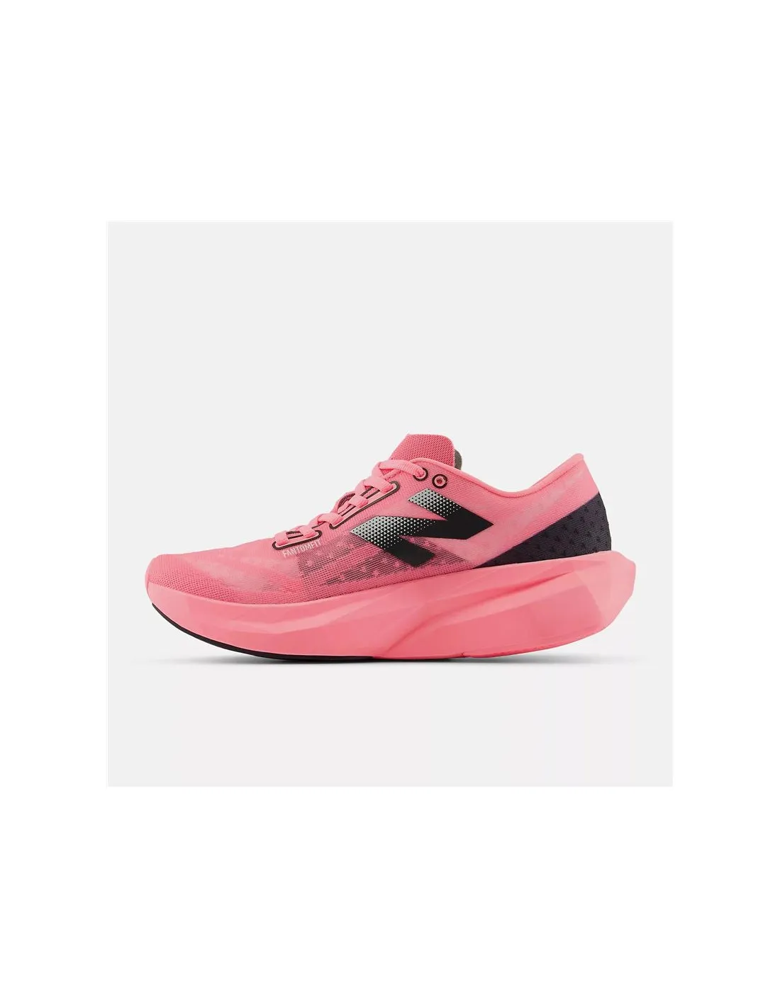 Chaussures Running New Balance de FuelCell Rebel v4 Ultra Pink Femme