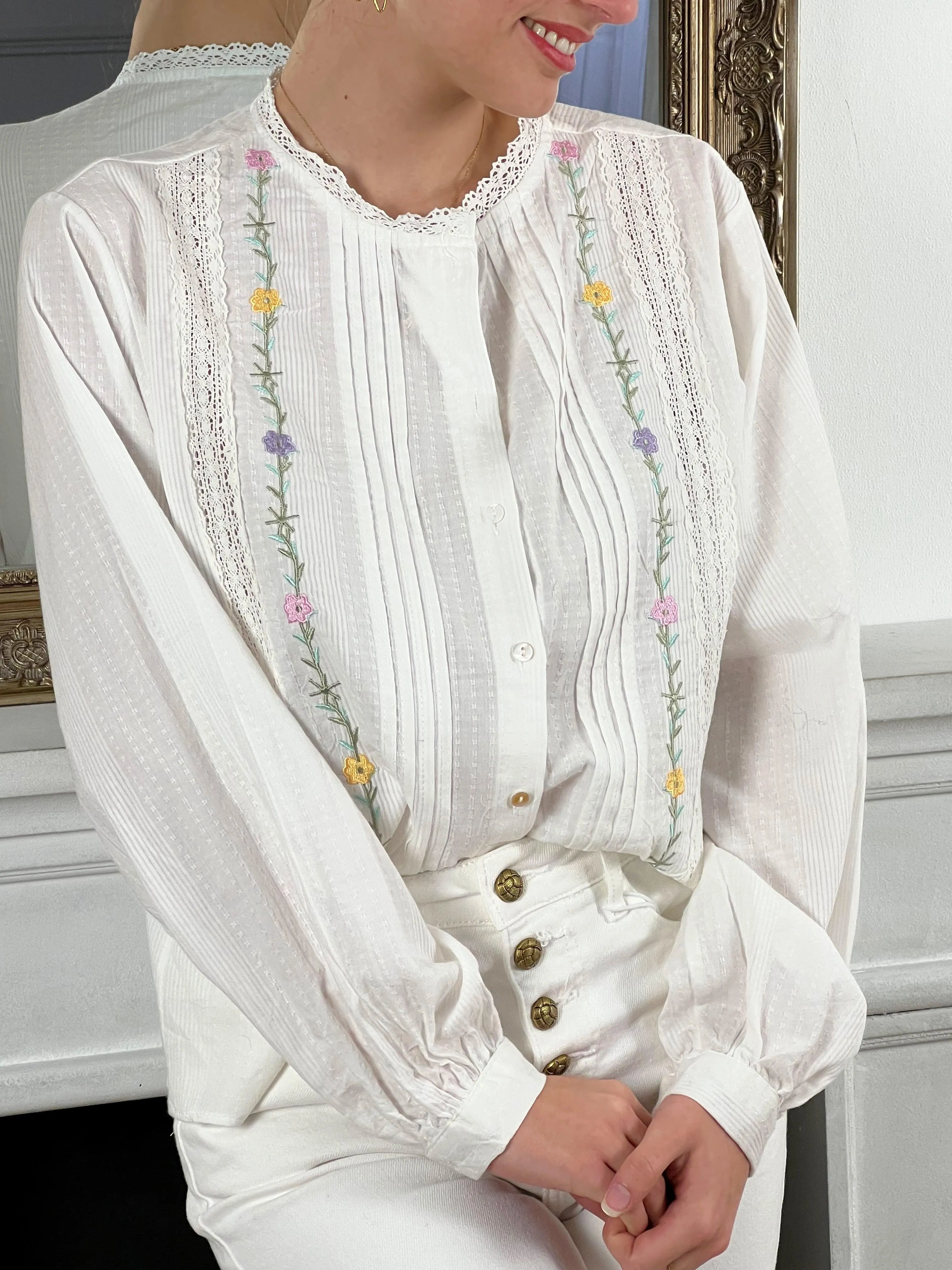 Chemise blanche avec broderie : Blanca