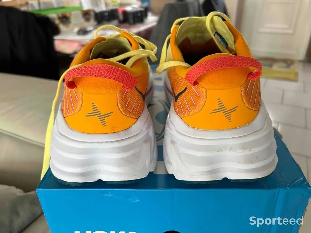 HOKA BONDI X d'occasion Ajouté le : 21/03/2023