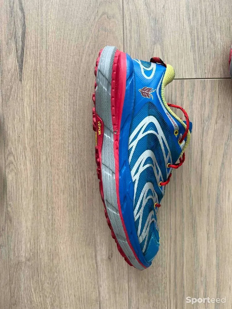 Hoka one one speedgoat 2  d'occasion Ajouté le : 12/11/2022