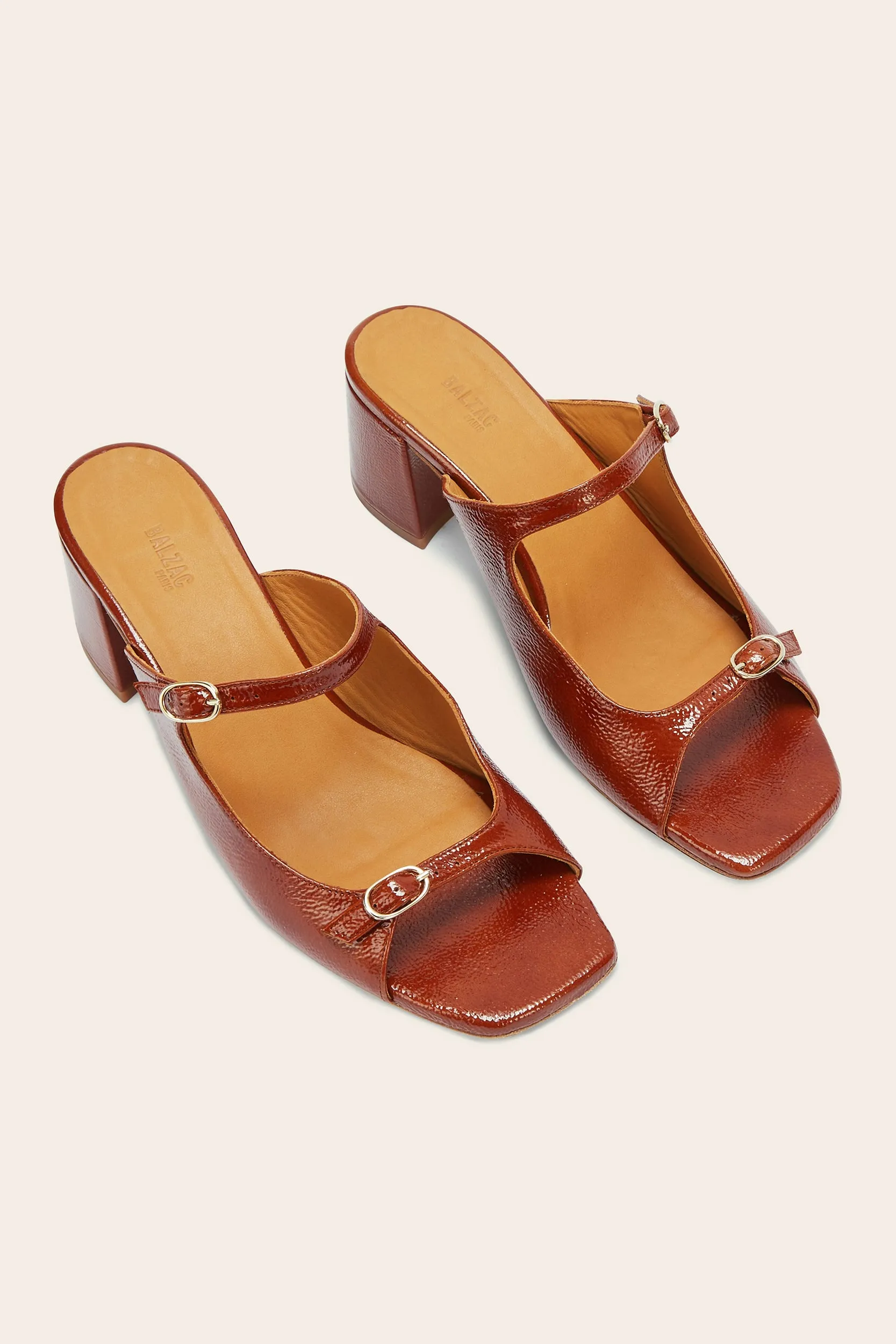 Mules Joane vernis froissé cognac