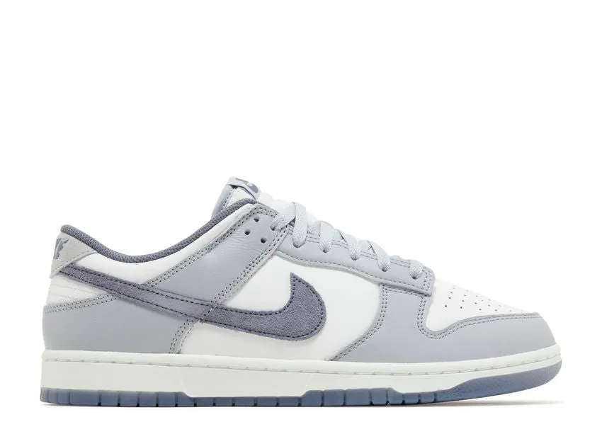 Nike Dunk Low SE Light Carbon