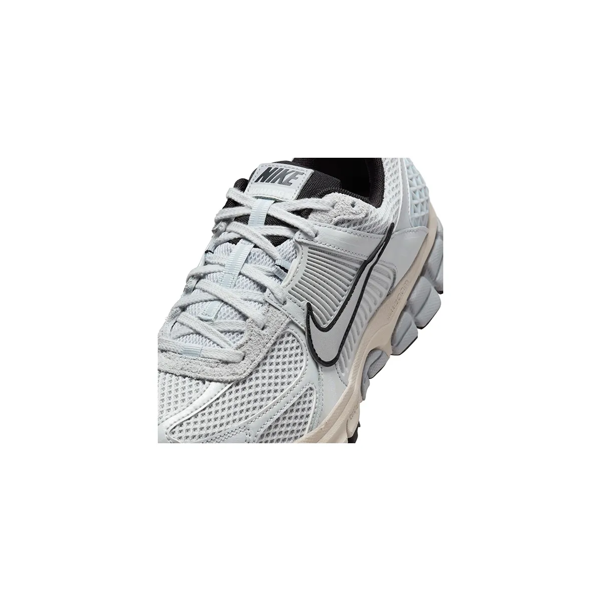 Nike Wmns Zoom Vomero 5 Chrome IMPACT PREMIUM