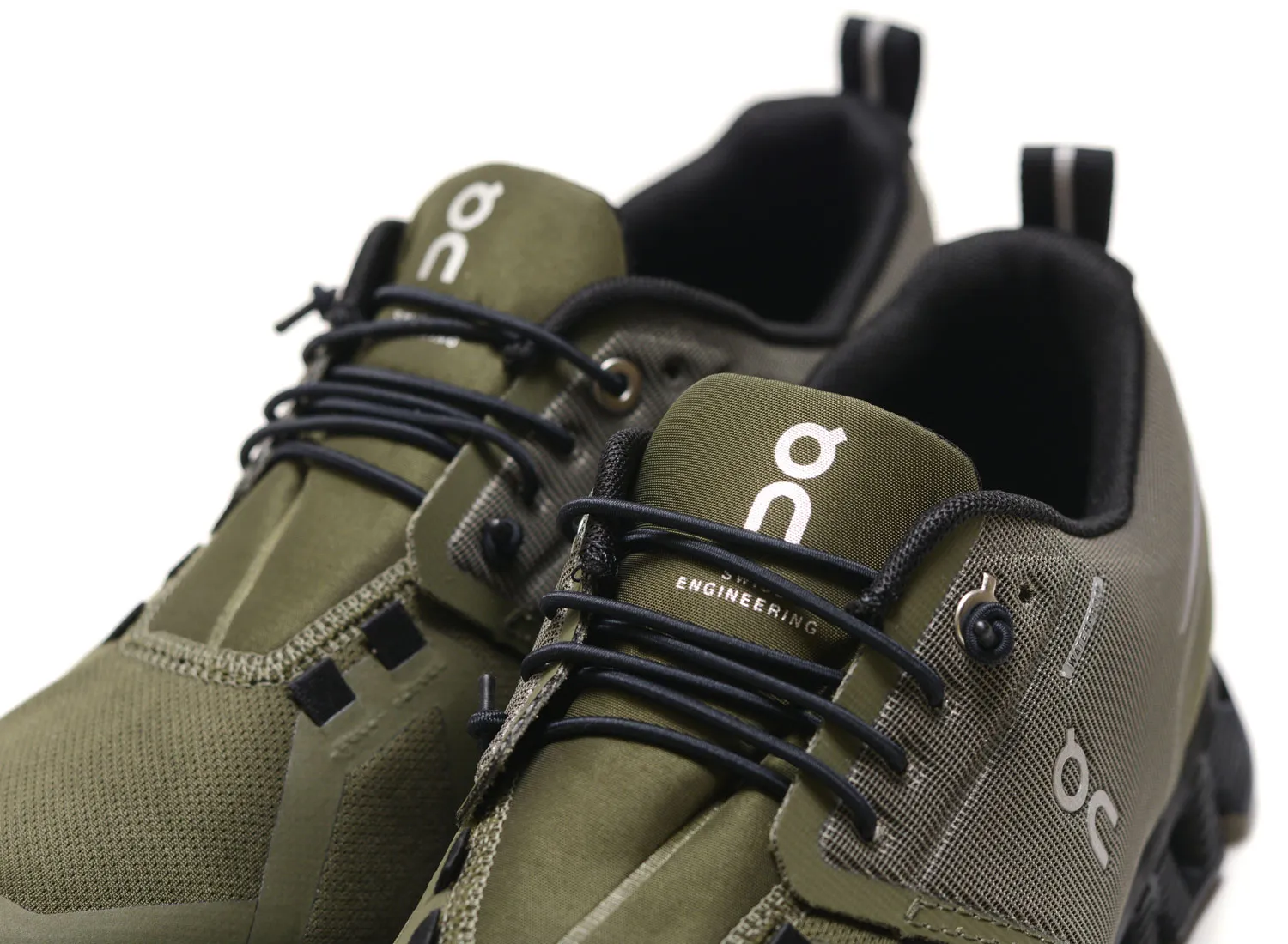 On Running Cloud 5 Waterproof Olive / Black