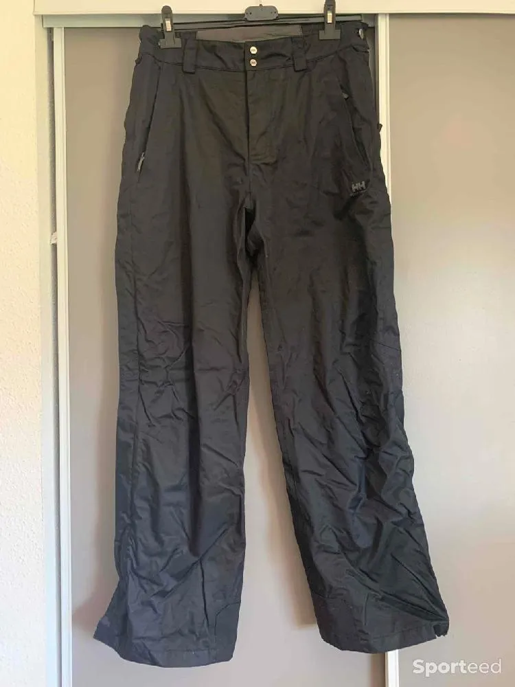 Pantalon de ski / rando Helly Hansen d'occasion Ajouté le : 11/09/2022