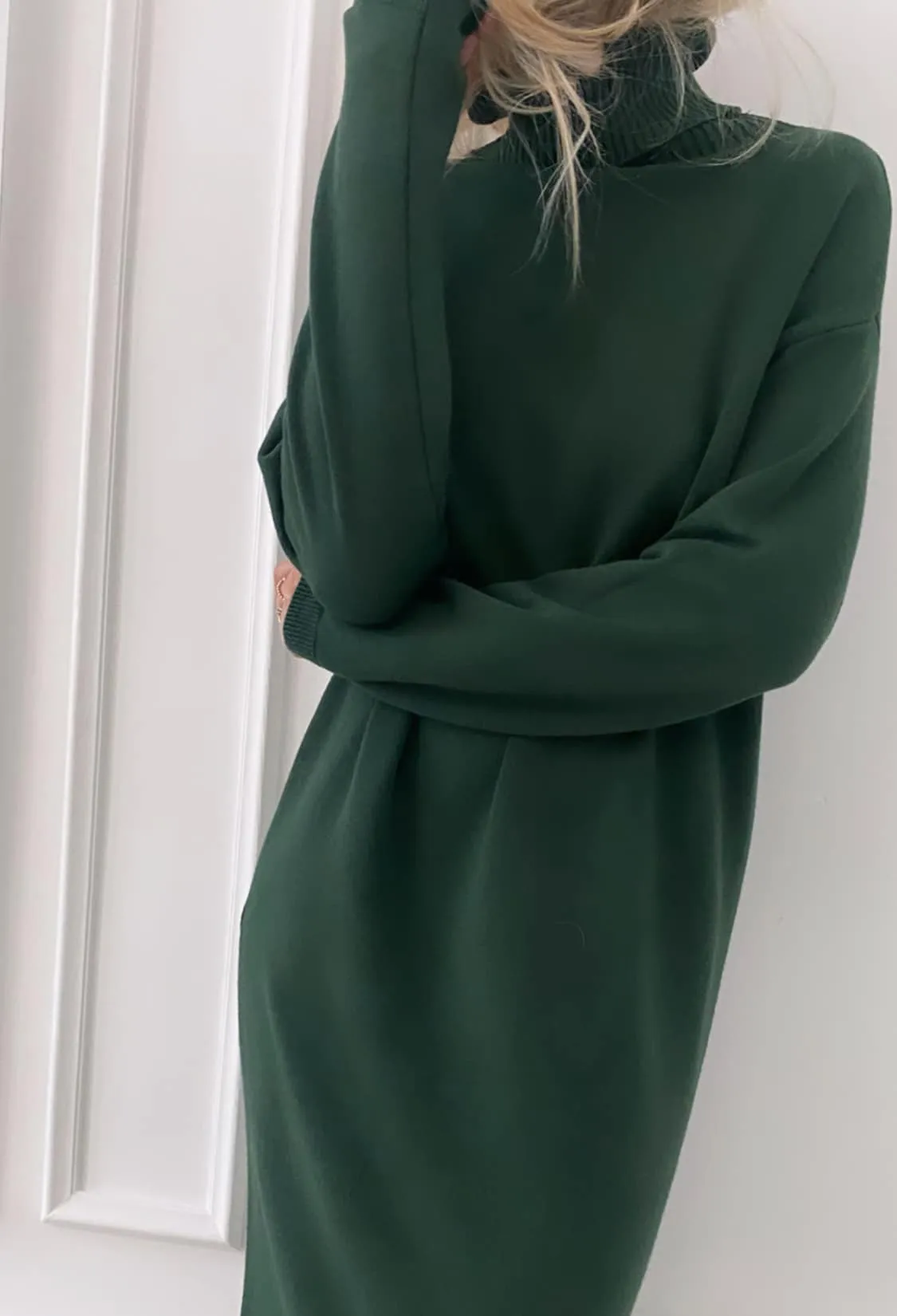 Robe pull vert bouteille col roulé