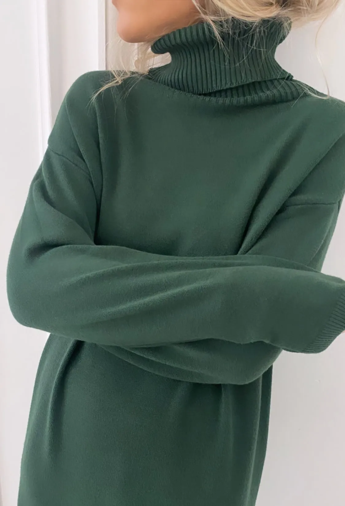 Robe pull vert bouteille col roulé