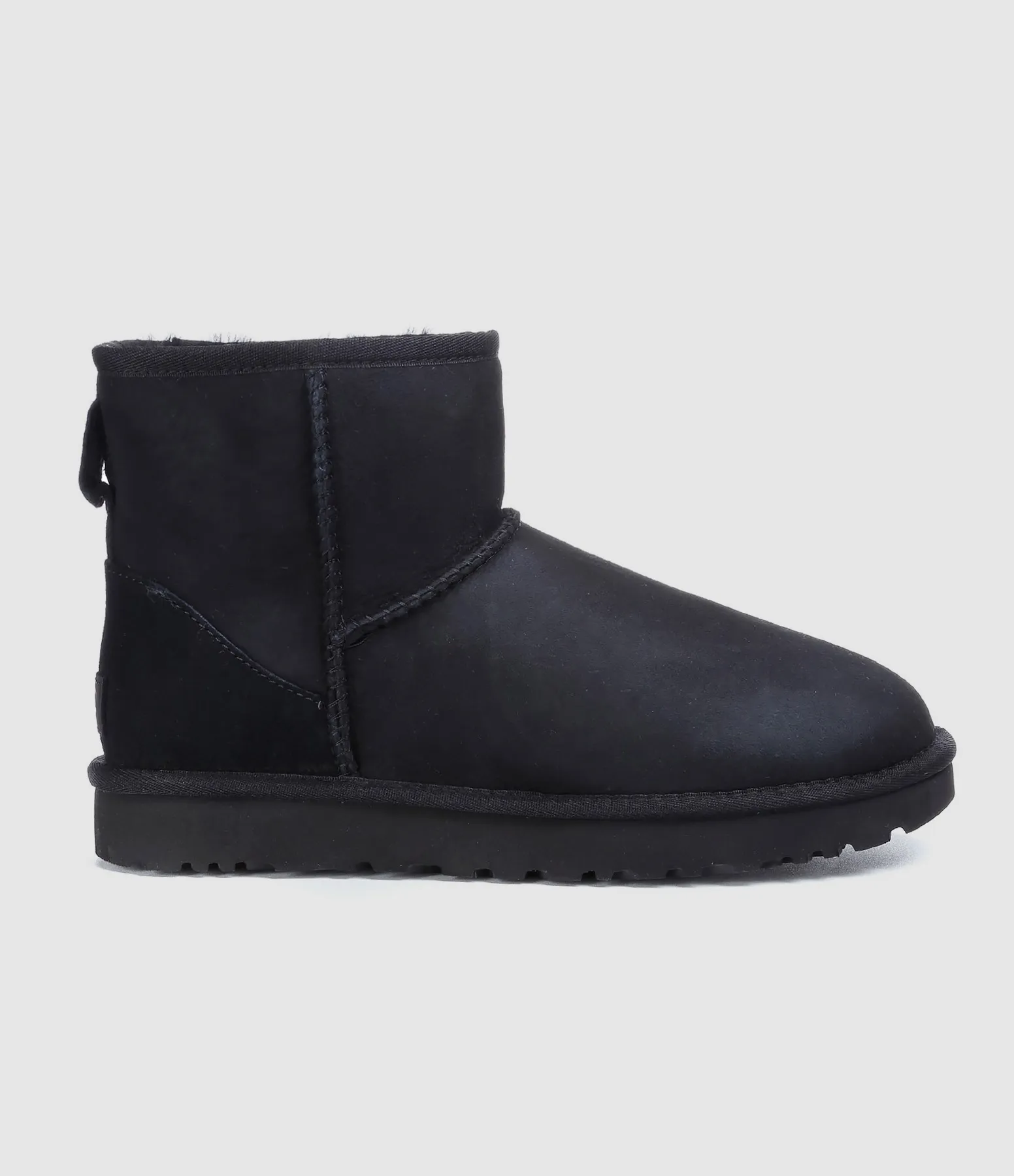 UGG Partager  Bottines Classic Mini II Noir  